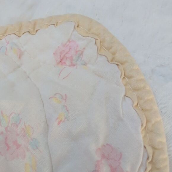 Antique pastel kitty cat & dog patchwork quilt - Picture 12 of 12
